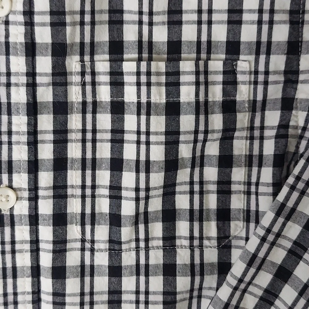 Gymboree Boy's Black & White checkered button-up Shirt Size 10